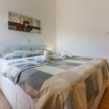 Barbara 2 * Jadranovo