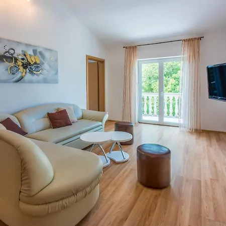 Apartment Barbara 2 *