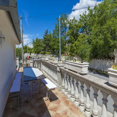 Apartament Barbara 2 *