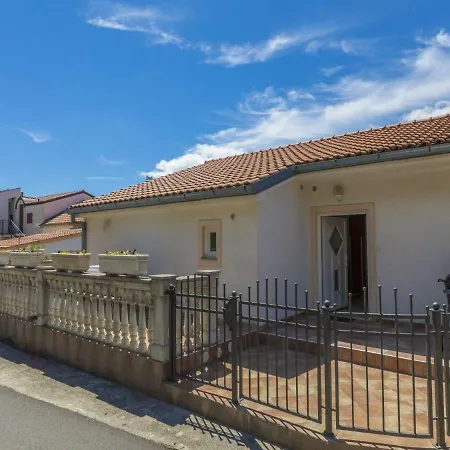 Apartament Barbara 2 *